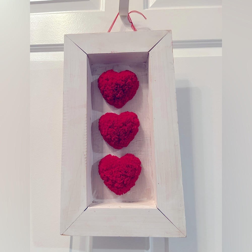 3-heart wood wall or door hanging or shelf/mantel decor